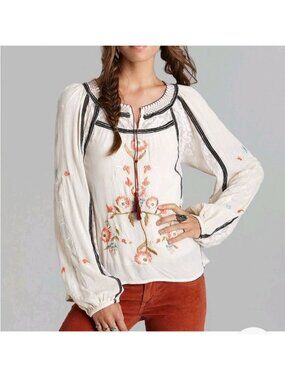Free People Tiger Lily Blouse Sz M Floral Embroidered Boho Lace Tassel Top EUC